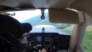 Este piloto con menos de 80 horas de vuelo se enfrenta a su peor pesadilla: se queda sin motor en el aire