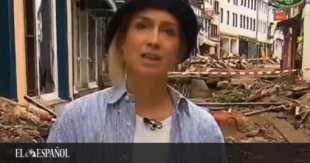 Una televisión despide a una periodista alemana que se llenó de barro durante las inundaciones