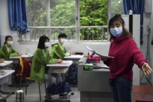 China le declara la guerra a la educación privada: causas de las nuevas regulaciones contra las tutorías
