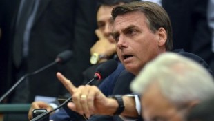 Bolsonaro se desmorona en las encuestas y radicaliza su discurso antidemocrático