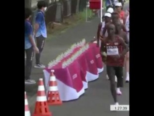 El comportamiento antideportivo de un maratoniano francés