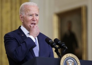 Biden admite que decidió retirar las tropas de Afganistán «porque me lo dijo un señor en un pasillo cuando estuve en Bruselas»