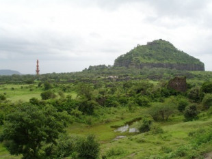 Daulatabad, la fortaleza india construida con puertas falsas y otros elementos para confundir al enemigo