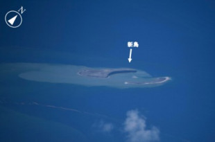 Japón: Volcán submarino crea una nueva isla