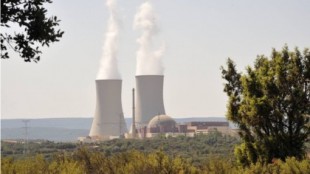 Dos ministros de Unidas Podemos exigen a Pedro Sánchez limitar ya el precio de la energía nuclear e hidroeléctrica