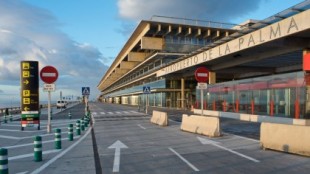 Indignación de una pasajera tras pasar la tarde buscando su coche en el parking del aeropuerto de Palma