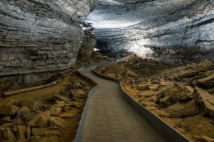 La cueva del Mamut: el laberinto de cuevas más grande del mundo
