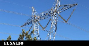 La CNMC denuncia que algunas eléctricas han inflado hasta un 30% el precio del término de energía
