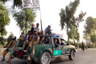 72.000 vehículos, 350.000 rifles, 100 helicópteros: todo lo que se han quedado los talibanes de EEUU