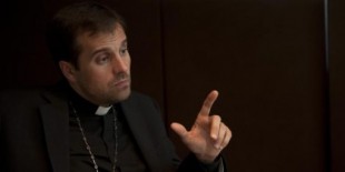 El obispado de Solsona cree que su obispo ha sido poseído por el diablo y lo quiere exorcizar