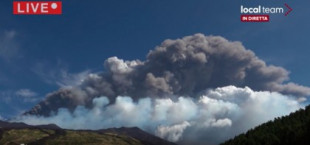 El volcán Etna vuelve a erupcionar