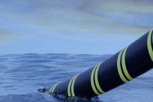 El mayor cable submarino de energía conectará Reino Unido con Marruecos: el país africano generará el 8% de la energía británica