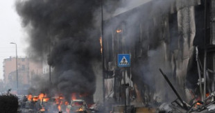 Mueren 8 personas al estrellarse un avión contra un edificio en las afueras de Milán