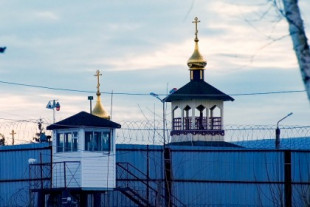 Una filtración de vídeos muestra torturas salvajes y violaciones en las cárceles rusas