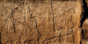 Acaban de descubrir en Irak doce bajorrelieves monumentales de los reyes asirios de hace 2700 años