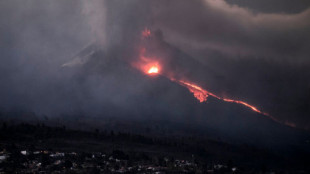 El volcán de La Palma, “enfurecido”: la nueva colada avanza 900 metros en 24 horas