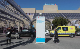 Un hospital madrileño ordena enviar a extranjeros sin tarjeta a la privada para que “abonen la atención”
