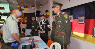 Policía colombiana usa símbolos nazis en "intercambio cultural" con Alemania