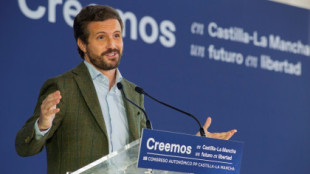 Unidas Podemos y Más País exigen una explicación a Casado por su "casual" presencia en una misa por Franco