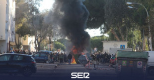 Acuerdo en Cádiz para desconvocar la huelga tras nueve días