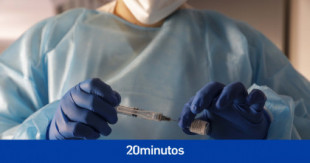 Hospitalizado por coronavirus el líder de los antivacunas en Italia: pide ahora "seguir la ciencia" porque "cura y salva"