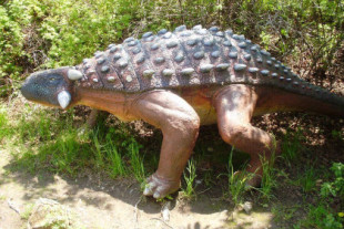El dinosaurio que tenía un hacha por cola: descubren una nueva especie de anquilosaurio que no solo golpeaba con esta extremidad, también cortaba
