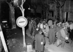 Caos, aglomeraciones, angustia y hambre: nuevas imágenes del éxodo español a Francia en 1939