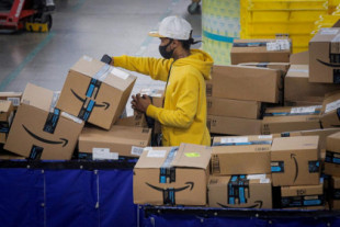 Los trabajadores de los almacenes de Amazon denuncian la alta tasa de accidentes laborales y los obstáculos para acceder a tratamientos médicos