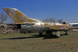 Restauración de un MiG-19PM en Odesa