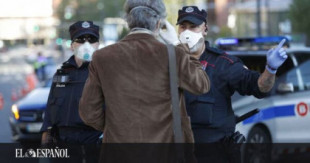 La Policía no multa a nadie que vaya sin mascarilla: un vacío legal se lo impide
