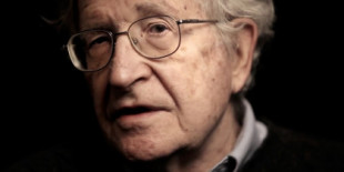 Noam Chomsky: el 'protofascismo' y el 'nacionalismo blanco son los ingredientes principales del golpe de Estado a cámara lenta del Partido Republicano(eng)