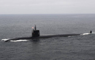 Un submarino estadounidense fue detectado en aguas maritimas rusas, se retiró después de que se usaron "medidas especiales" [ENG]