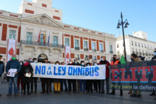 La sociedad civil sale a la calle para frenar la Ley Ómnibus de Ayuso