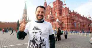 Matteo Salvini borra sus fotos con camisetas de Putin tras la invasión rusa