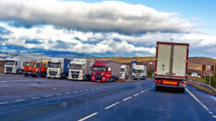 Huelga de camioneros "La patronal del transporte lleva décadas explotando a los camioneros, no es por el gasoil"