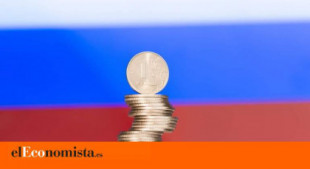 El rublo está al borde de recuperar todo el valor que perdió tras la invasión de Ucrania