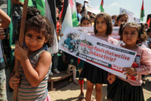 Bebé palestino muere después del retraso en el  tratamiento por el bloqueo israelí de Gaza [ing]