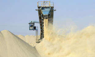 Marruecos intensifica un 105% el expolio del fosfato saharaui en territorio ocupado