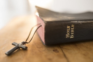 Un ateo de Florida pide que se prohíba la Biblia en las escuelas de Miami-Dade y Broward [ENG]
