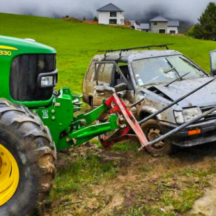 A juicio el agricultor que 'ensartó' el coche de un joven que entró en sus tierras para hacer derrapes
