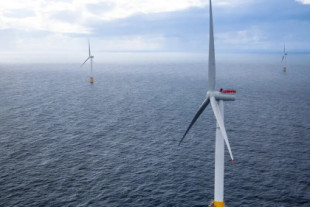 Arranca el montaje del mayor parque eólico flotante del mundo: a 140 kilómetros de la costa noruega y con 11 aerogeneradores