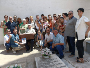 "Gracias a este milagro": la emoción de los familiares de 27 fusilados por el franquismo en Almagro