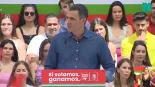 Sánchez anuncia que el Gobierno aprobará una ley para evitar que se "privatice" la sanidad pública