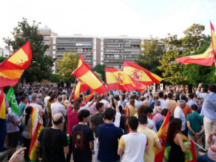 La extrema derecha suma apoyos entre los andaluces que confiesan apuros económicos