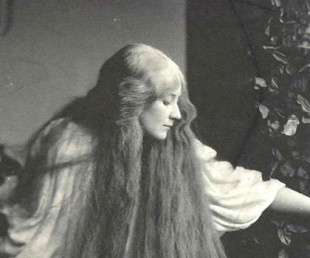 Fotos de mujeres victorianas que nunca se cortaron el pelo, 1860-1900 [ENG]