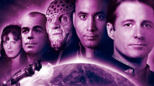 Regresa 'Babylon 5', la 'space opera' de los 90' que anticipó el cambio de la ficción televisiva