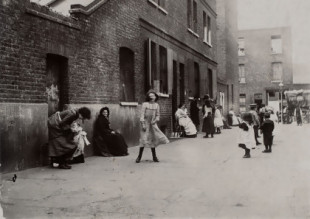Las fotos extraordinarias de Jack London del East End de Londres en 1902 [ENG]