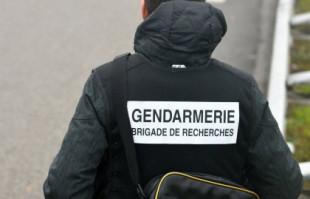 Matan a tiros a dos profesores de un colegio en Francia [FR]