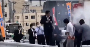 Vídeo del momento del asesinato del ex primer ministro japonés Shinzo Abe