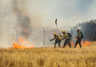 Los bomberos de Castilla y León piden que el Estado asuma el control ante la incapacidad de la Junta
